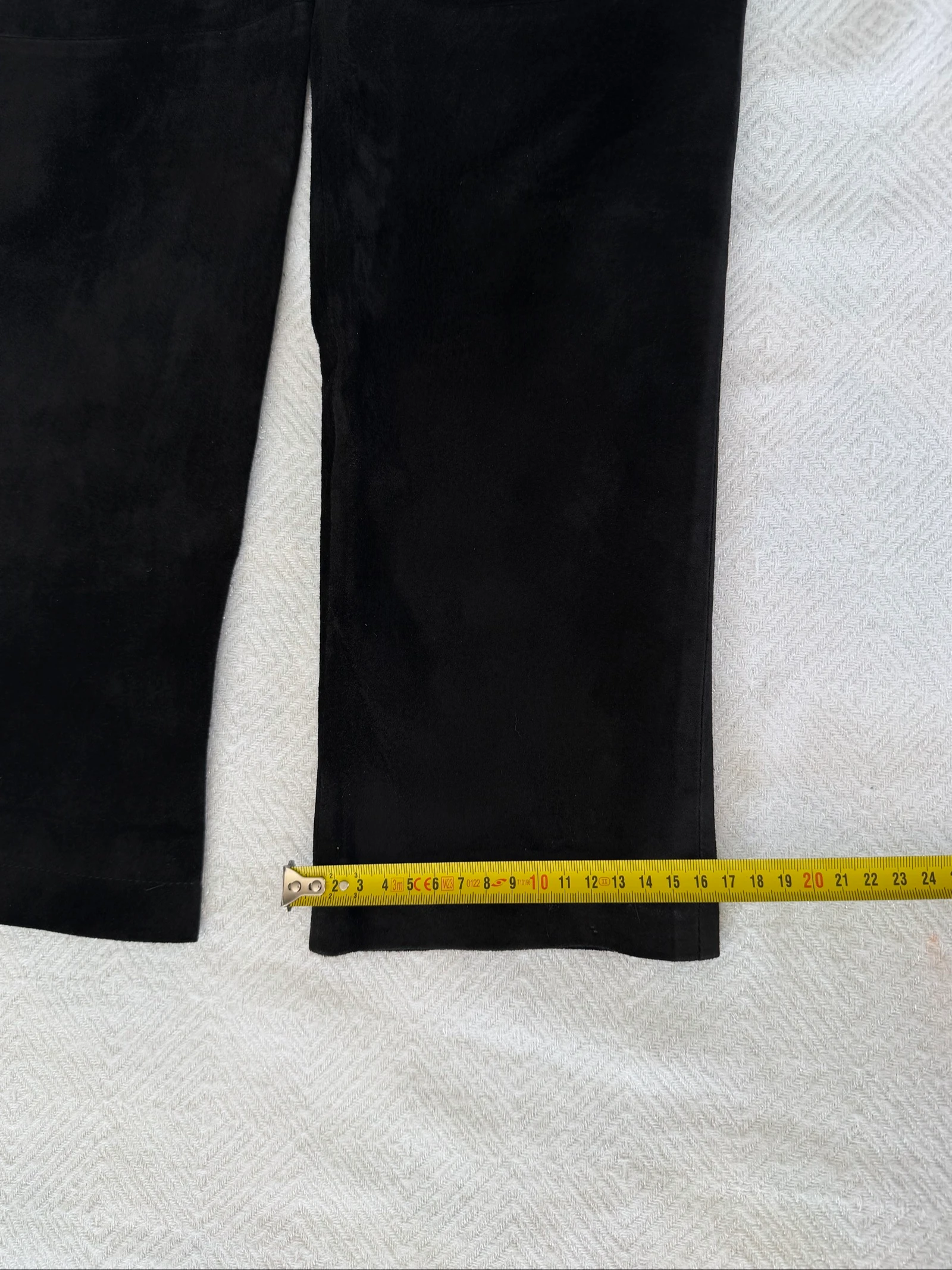 Calça couro preta de couro de porco veludo genuíno Édéis tamanho 36 – photo 14